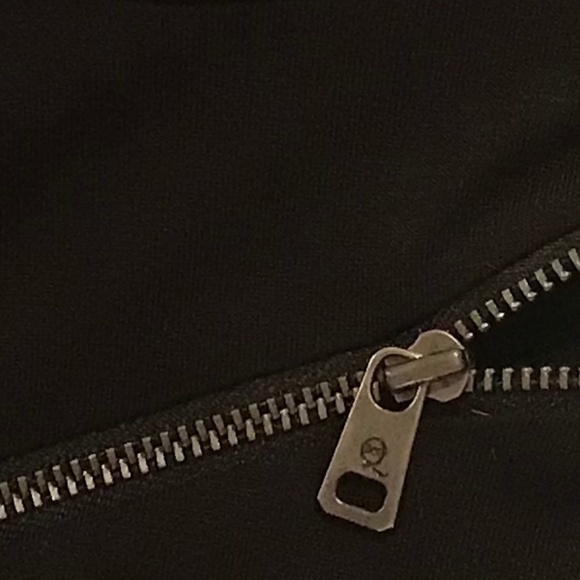 Sexy Alexander McQueen top - Picture 11 of 16